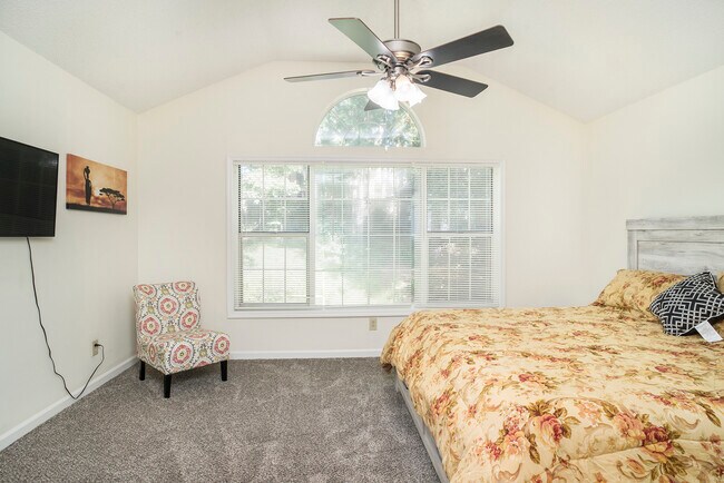 Building Photo - 1254 Watercrest Cir