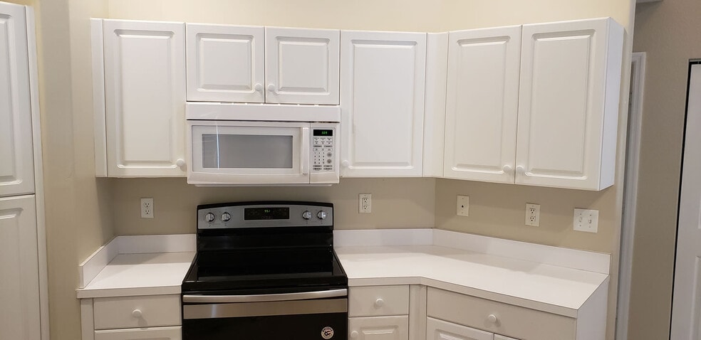 Building Photo - 12330 Notting Hill Ln