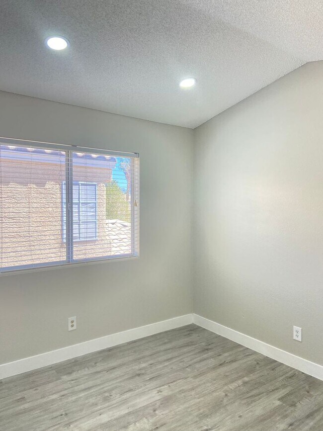 Building Photo - 3025 Marsh Ct