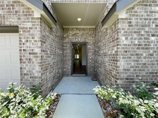 Building Photo - 17202 Coppice Oak Dr