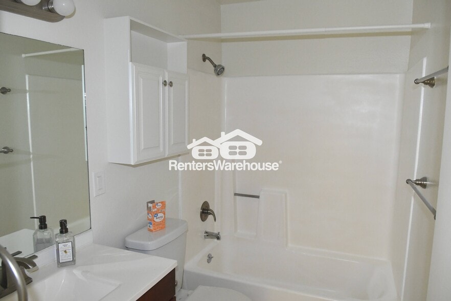 Building Photo - 18034 N 41st St