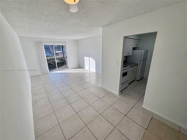 Building Photo - 1895 S Semoran Blvd