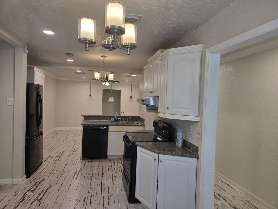 Building Photo - 3807 Sailfish Ln