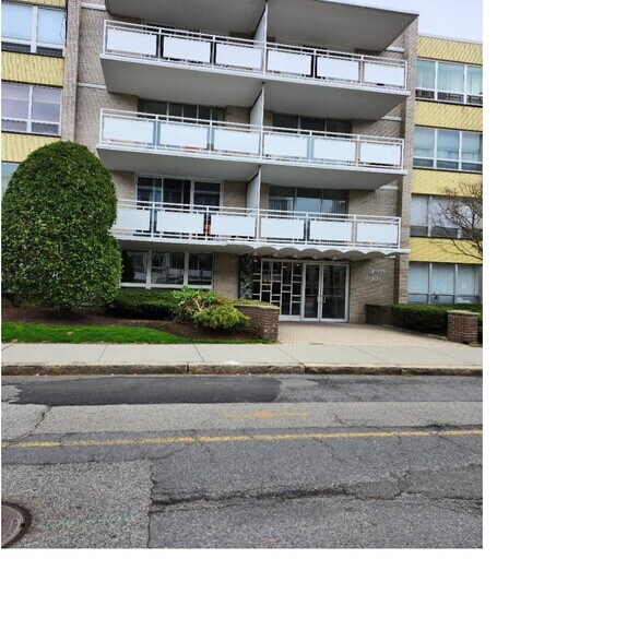 Primary Photo - 41 Park St
