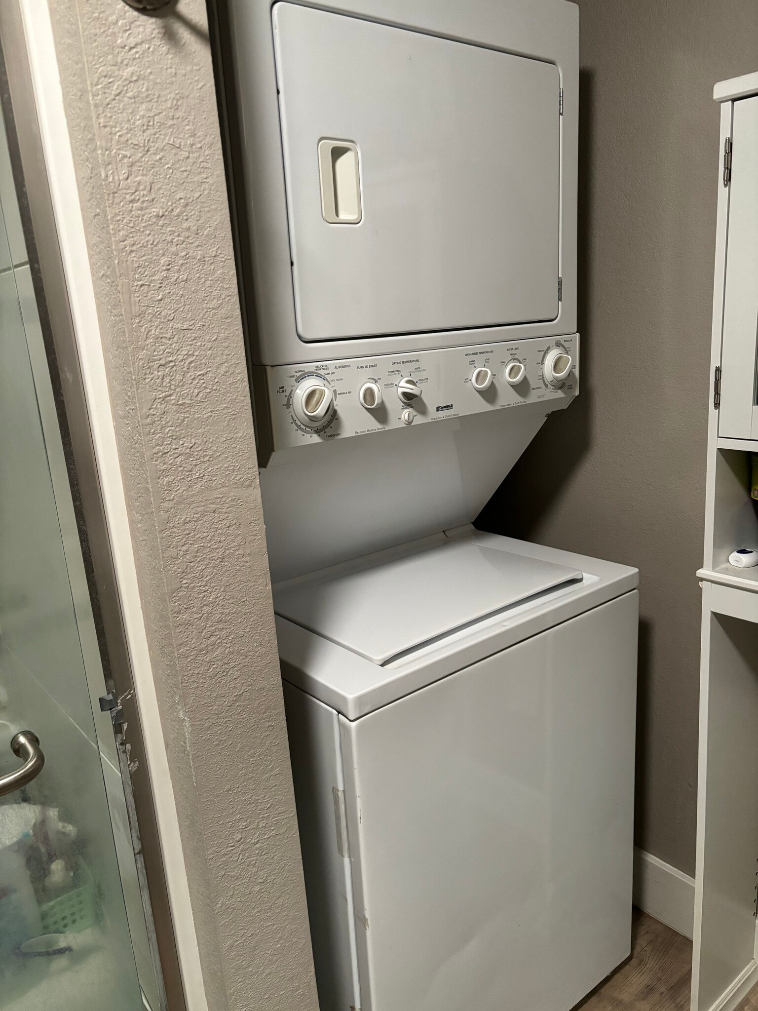 Building Photo - 131 E 17th St