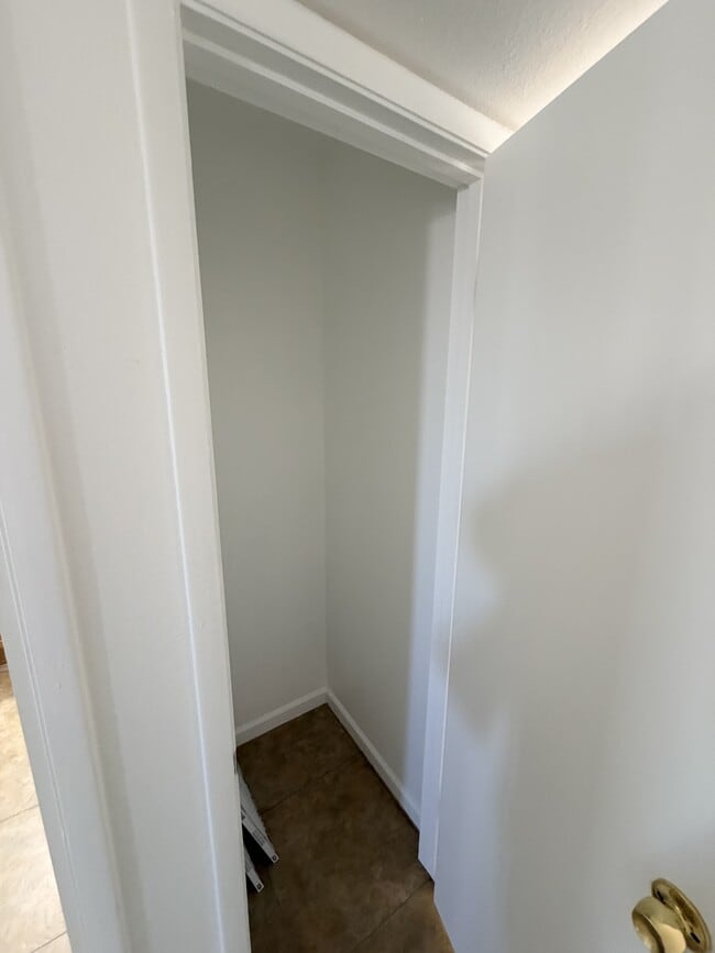 Building Photo - 10595 W Arica Rd