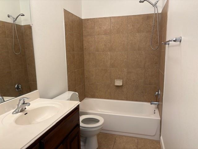 Building Photo - 183 Blossom Vly Strm