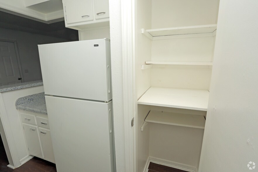 Midwest Manor 327 N Midwest Blvd Midwest City OK 73110 Apartment Finder