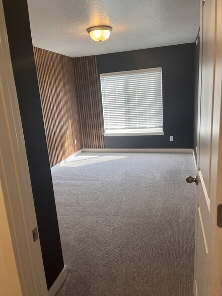 Building Photo - 1156 S 800 W