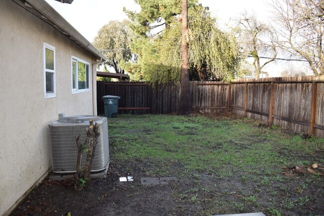 Building Photo - 4-bedroom home with luxury vinyl flooring and much more!