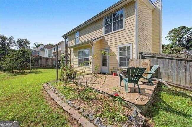 Building Photo - 2025 Baramore Oaks Dr