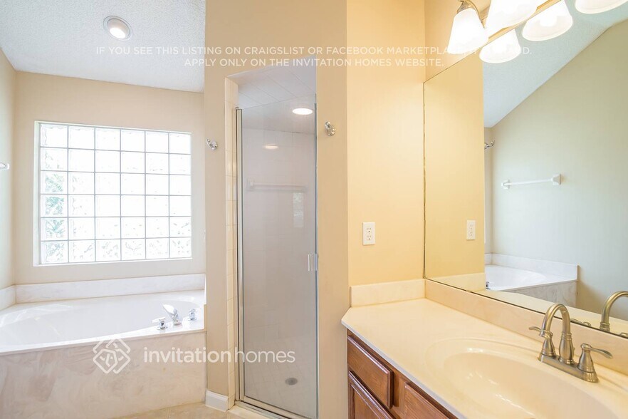 Building Photo - 2335 Eagle Harbor Pkwy
