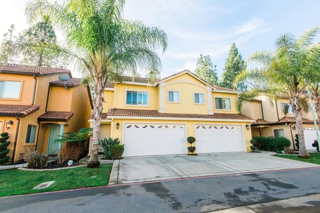 Building Photo - 9366 Villa Bella Ln