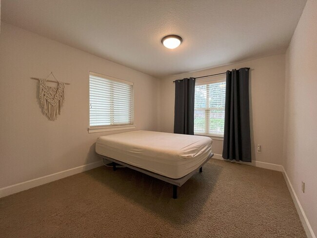 Building Photo - Spacious Corner-Lot Home with Three Levels...