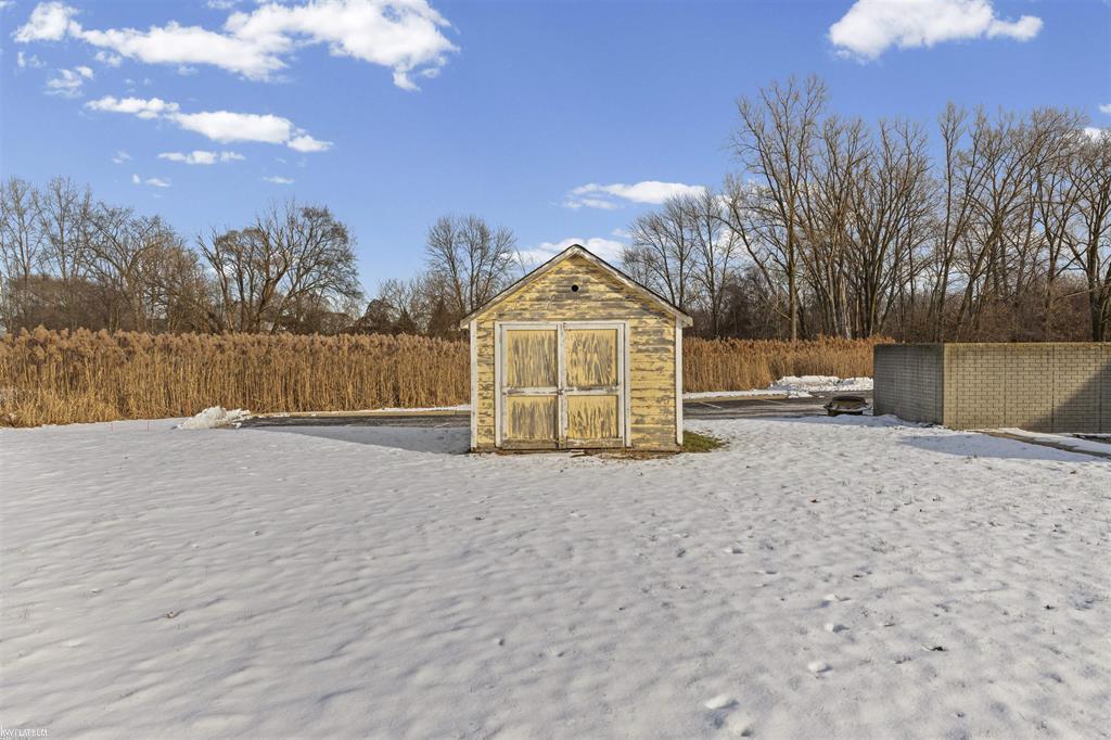 Building Photo - 46730 Romeo Plank Rd