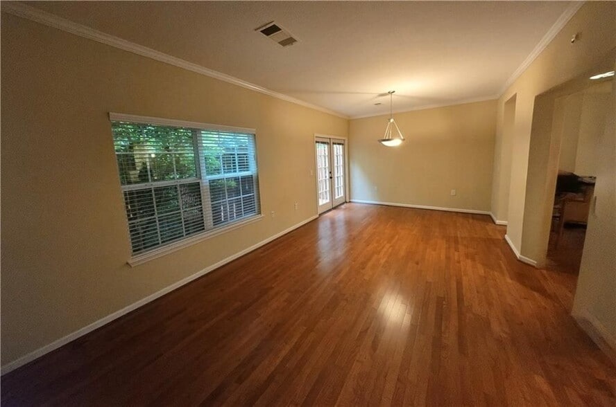 Building Photo - 1356 Bexley Pl