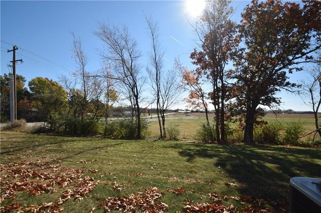 Building Photo - 1831 Lapis Ave