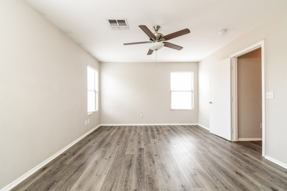 Building Photo - 8918 E Oro Cir