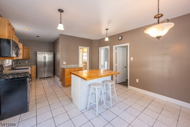 Building Photo - 189 Washington St