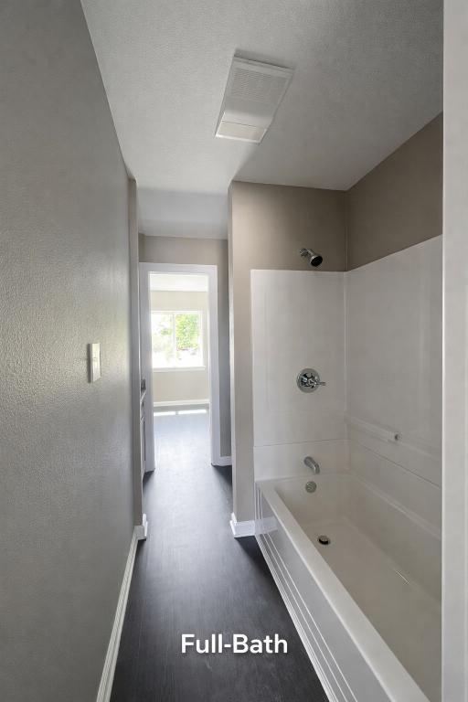 Building Photo - 1312 Jasper Ave