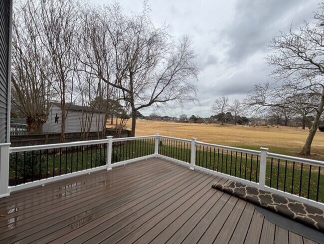 Building Photo - Cypress Point