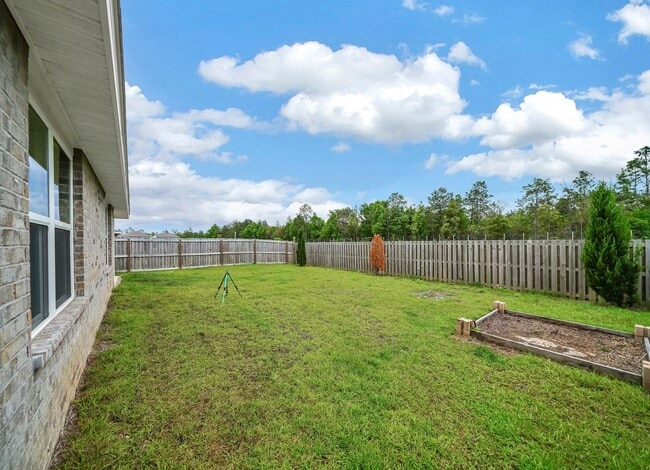 Building Photo - 1035 Limpkin St