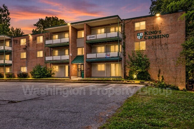 Building Photo - 3009 Southern Ave SE