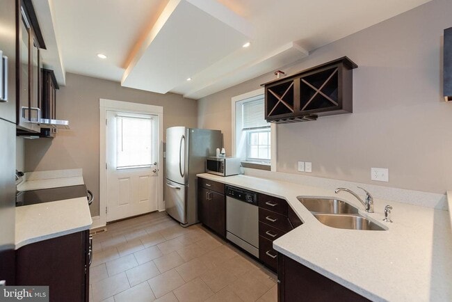 Building Photo - 3206 Elliott St