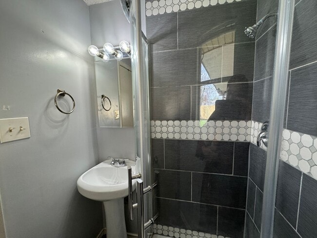 Building Photo - 3-Bedroom House for Rent in Killeen