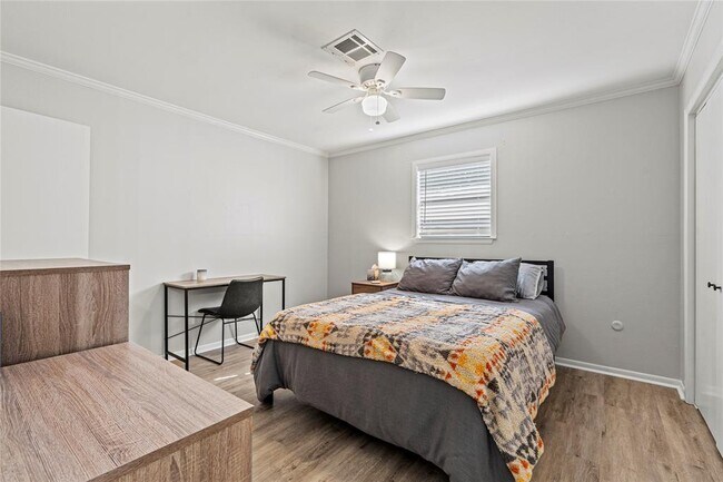 Building Photo - 2503 46th St