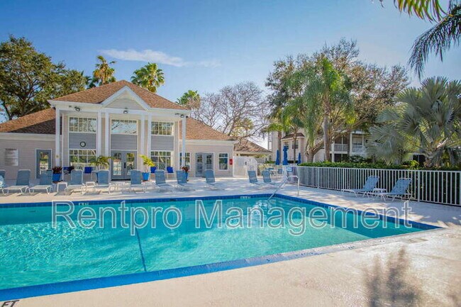 Building Photo - 850 S Tamiami Trl