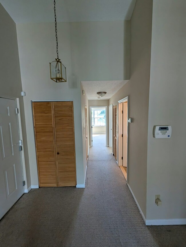 Building Photo - 937 Edpas Rd