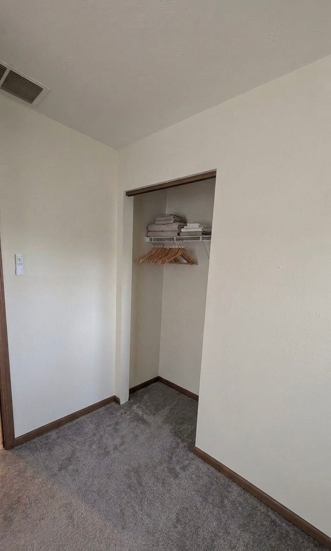 Building Photo - 936 Camp St