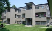 Building Photo - Grove Avenue
