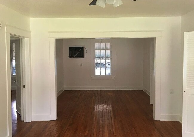 Building Photo - 4348 Bawell St