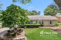 Building Photo - 611 Cottonwood Rd