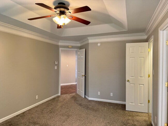 Building Photo - Sango! Partial Brick home with 3 bedrooms,...