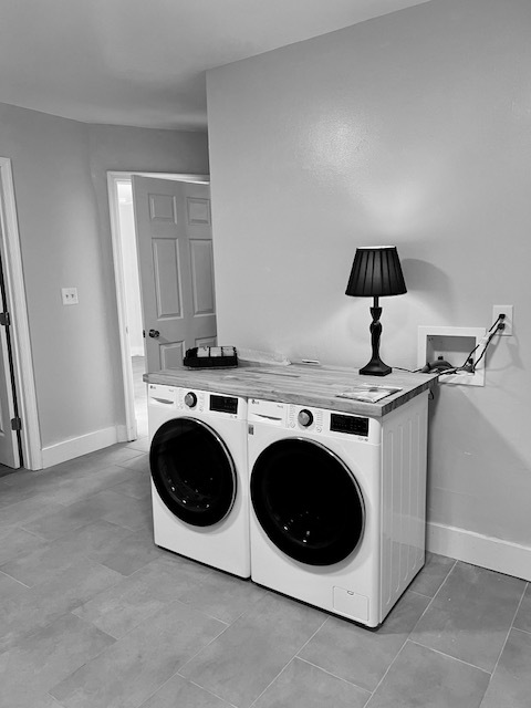 Washer & Dryer - 100 Olinda Dr