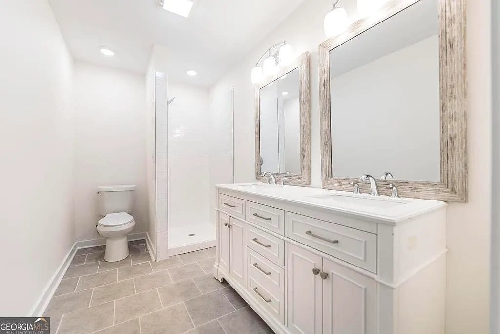 Building Photo - 201 Sherman St