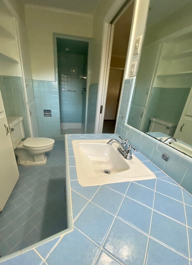 Building Photo - 455 Sandefur Dr