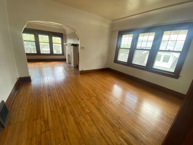 Building Photo - 72nd Street - 2257-59