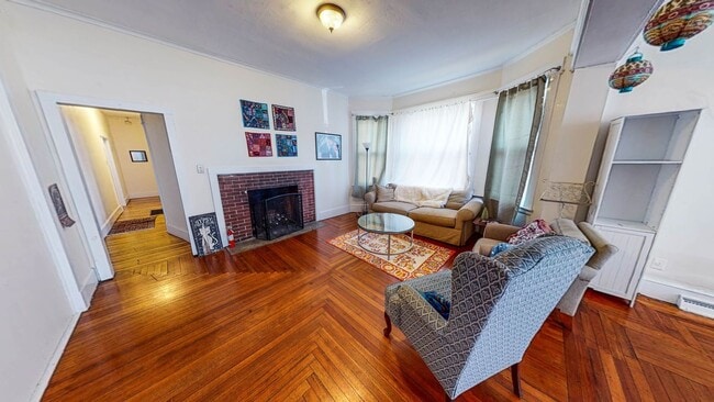 Building Photo - Spacious Apartments in Prime East Rock by East Rock Park!