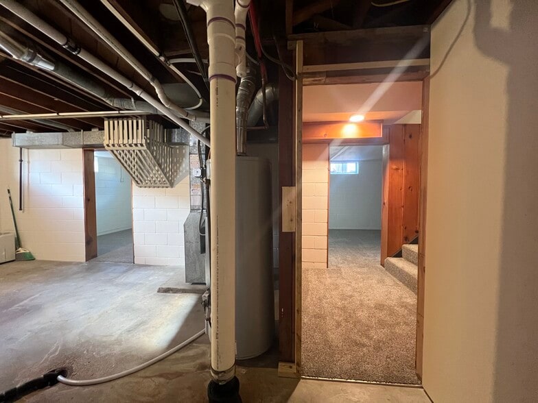 Building Photo - 4032 Worthington Ave