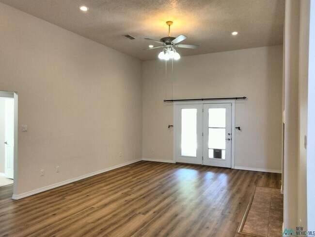 Building Photo - 2620 Fred Daugherty Dr
