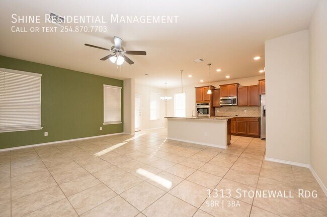 Building Photo - 1313 Stonewall Ridge