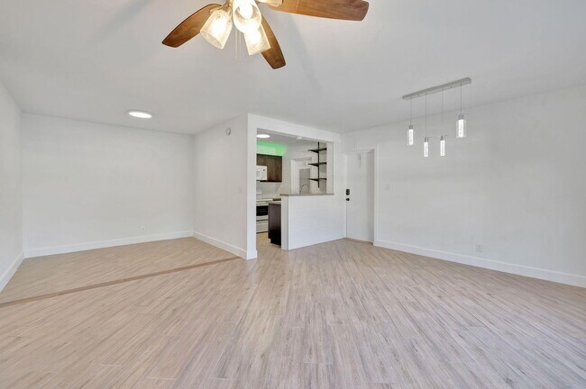Building Photo - 8704 NW 35th St
