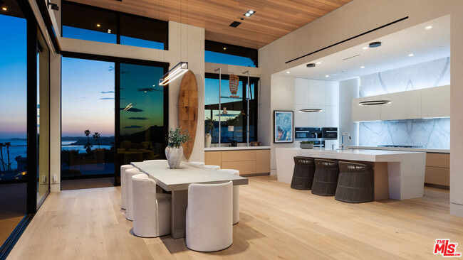 Building Photo - 3881 Puerco Canyon Rd