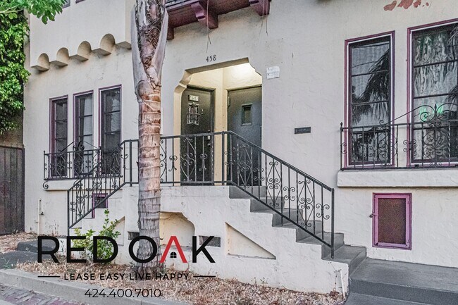 Building Photo - 456-460 Cowles