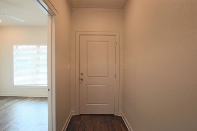 Building Photo - Coming Soon! Luxury 3 Bedroom 2 Bath Townh...