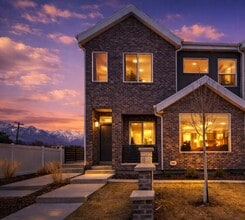 Building Photo - 1562 E 3900 S